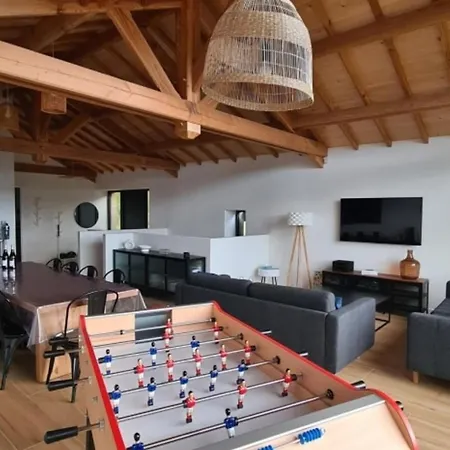 Aubie Superbe Propriete Pour 20 Avec Piscine Latouille-Lentillac