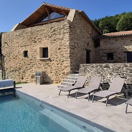 Aubie Superbe Propriete Pour 20 Avec Piscine Casa de Férias