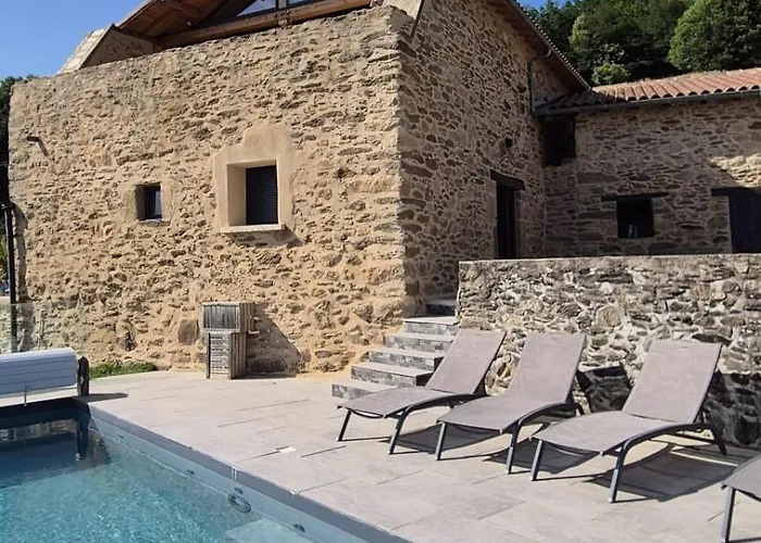 Aubié Superbe Propriété Pour 20 Avec Piscine Hébergement de vacances